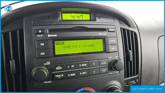 HYUNDAI STAREX 5-SEATER VAN