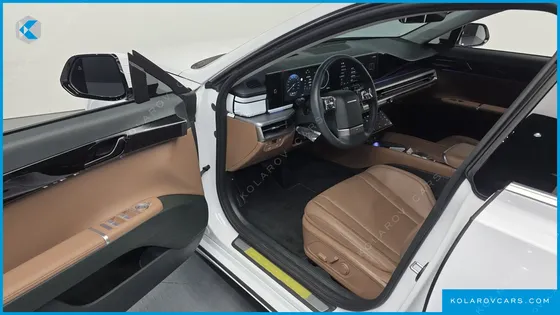 HYUNDAI GRANDEUR 2,5 GASOLINE 2WD