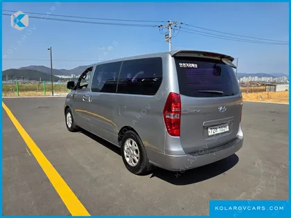 HYUNDAI STAREX 12-SEATER WAGON