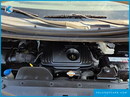 HYUNDAI STAREX 12-SEATER WAGON
