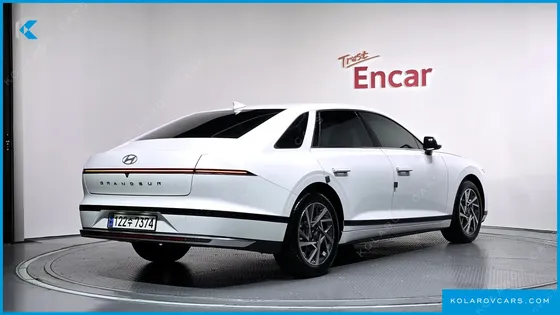 HYUNDAI GRANDEUR 2,5 GASOLINE 2WD