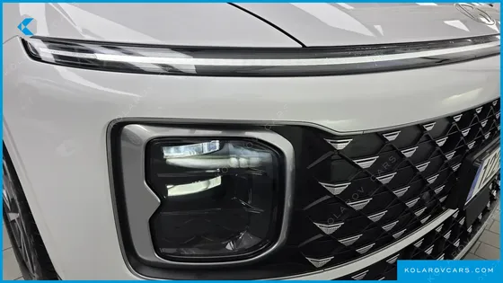 HYUNDAI GRANDEUR 2,5 GASOLINE 2WD