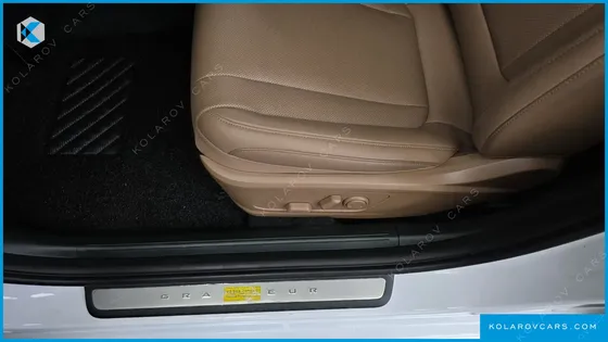 HYUNDAI GRANDEUR 2,5 GASOLINE 2WD