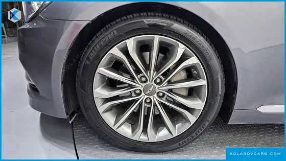 HYUNDAI GENESIS G330 MODERN AWD
