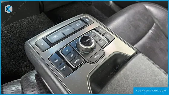 HYUNDAI GENESIS G330 MODERN AWD