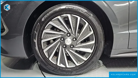 HYUNDAI SONATA PREMIUM PLUS
