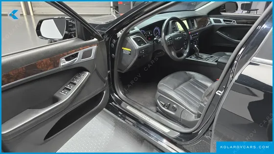 HYUNDAI GENESIS G330 MODERN AWD