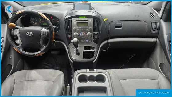 HYUNDAI STAREX 12-SEATER WAGON