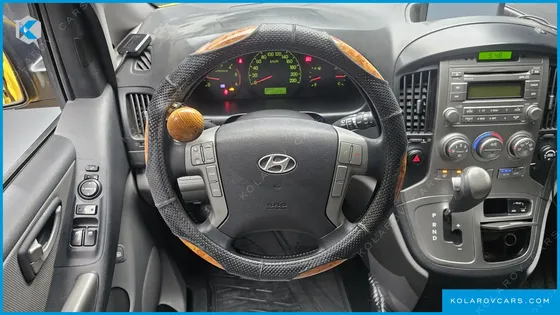HYUNDAI STAREX 12-SEATER WAGON