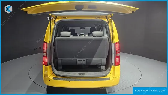 HYUNDAI STAREX 12-SEATER WAGON