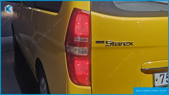 HYUNDAI STAREX 12-SEATER WAGON