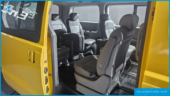 HYUNDAI STAREX 12-SEATER WAGON