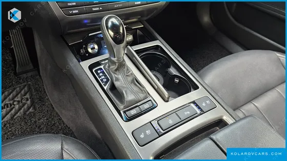 HYUNDAI GENESIS G330 MODERN