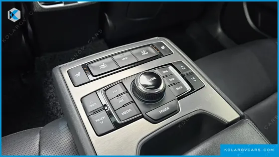 HYUNDAI GENESIS G330 MODERN