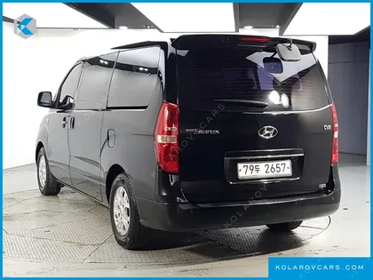 HYUNDAI STAREX 12-SEATER WAGON