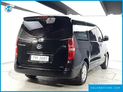 HYUNDAI STAREX 12-SEATER WAGON