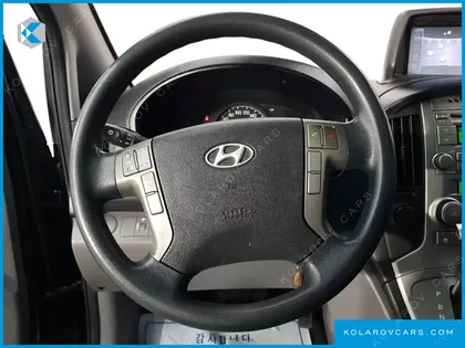 HYUNDAI STAREX 12-SEATER WAGON