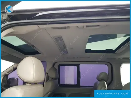 HYUNDAI STAREX 12-SEATER WAGON