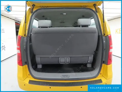 HYUNDAI STAREX GUARD CAR OF CHILDREN