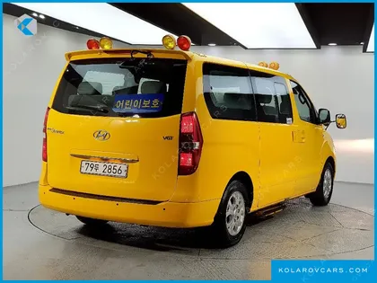 HYUNDAI STAREX GUARD CAR OF CHILDREN
