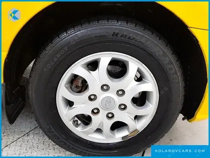 HYUNDAI STAREX GUARD CAR OF CHILDREN