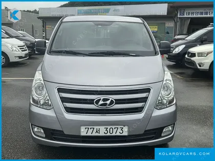 HYUNDAI STAREX 12-SEATER WAGON