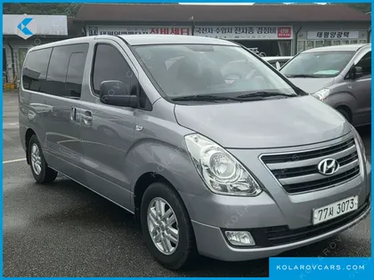 HYUNDAI STAREX 12-SEATER WAGON