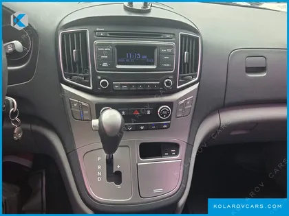 HYUNDAI STAREX 12-SEATER WAGON