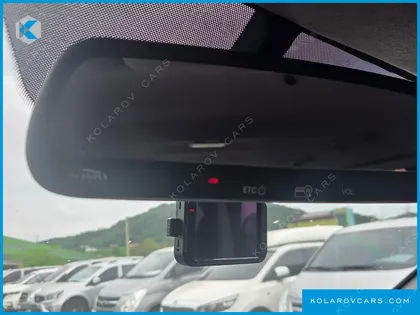 HYUNDAI STAREX 12-SEATER WAGON