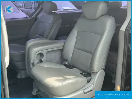 HYUNDAI STAREX 12-SEATER WAGON