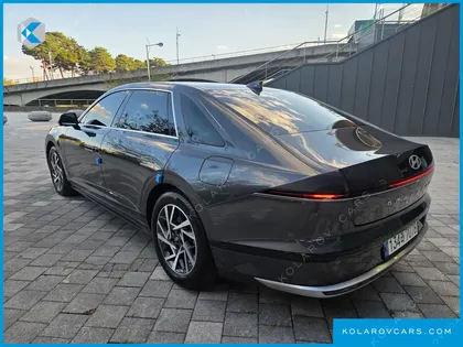 HYUNDAI GRANDEUR 2,5 GASOLINE 2WD