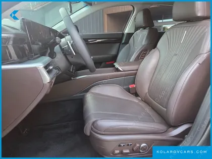HYUNDAI GRANDEUR 2,5 GASOLINE 2WD