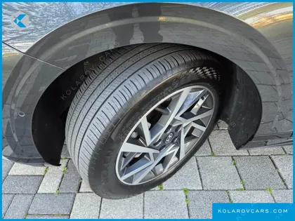 HYUNDAI GRANDEUR 2,5 GASOLINE 2WD