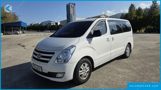 HYUNDAI STAREX 12-SEATER WAGON