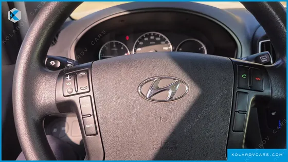 HYUNDAI STAREX 12-SEATER WAGON