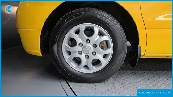 HYUNDAI STAREX GUARD CAR OF CHILDREN