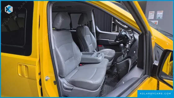 HYUNDAI STAREX GUARD CAR OF CHILDREN