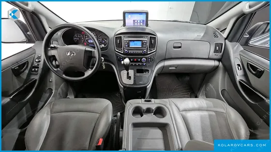 HYUNDAI STAREX 12-SEATER WAGON