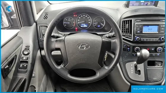 HYUNDAI STAREX 12-SEATER WAGON