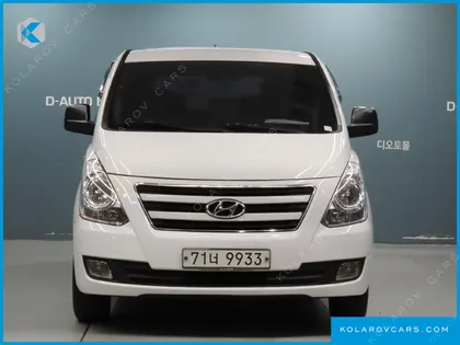 HYUNDAI STAREX 12-SEATER WAGON