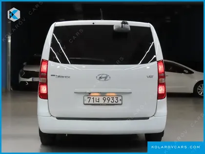 HYUNDAI STAREX 12-SEATER WAGON