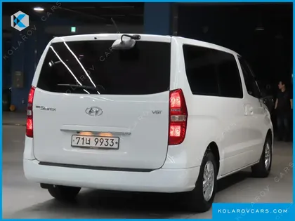 HYUNDAI STAREX 12-SEATER WAGON