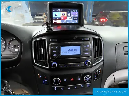 HYUNDAI STAREX 12-SEATER WAGON