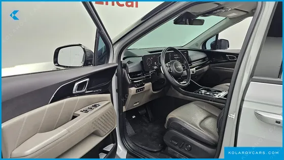 KIA CARNIVAL DIESEL 9-SEATER GRAVITY