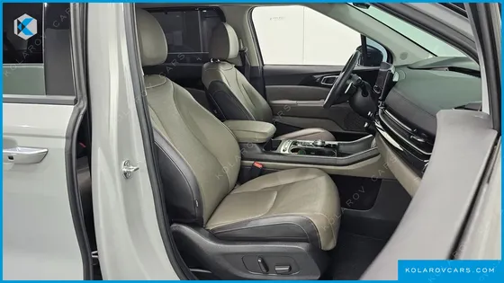 KIA CARNIVAL DIESEL 9-SEATER GRAVITY