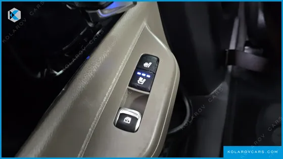 KIA CARNIVAL DIESEL 9-SEATER GRAVITY