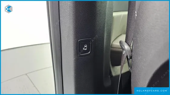 KIA CARNIVAL DIESEL 9-SEATER GRAVITY