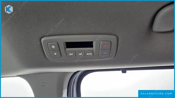 KIA CARNIVAL DIESEL 9-SEATER GRAVITY