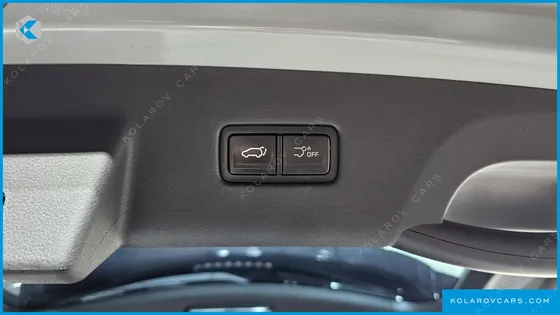KIA CARNIVAL DIESEL 9-SEATER GRAVITY