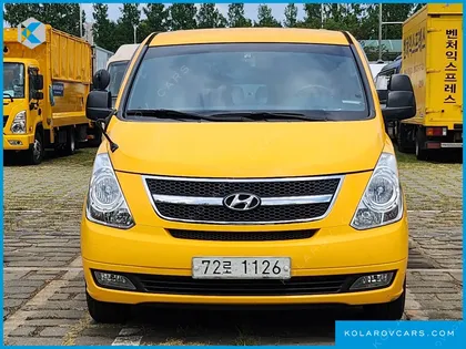 HYUNDAI STAREX 12-SEATER WAGON